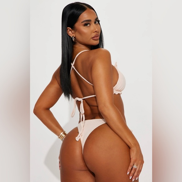 •Ariel Rushed 2 Piece Bikini• - Picture 3 of 6